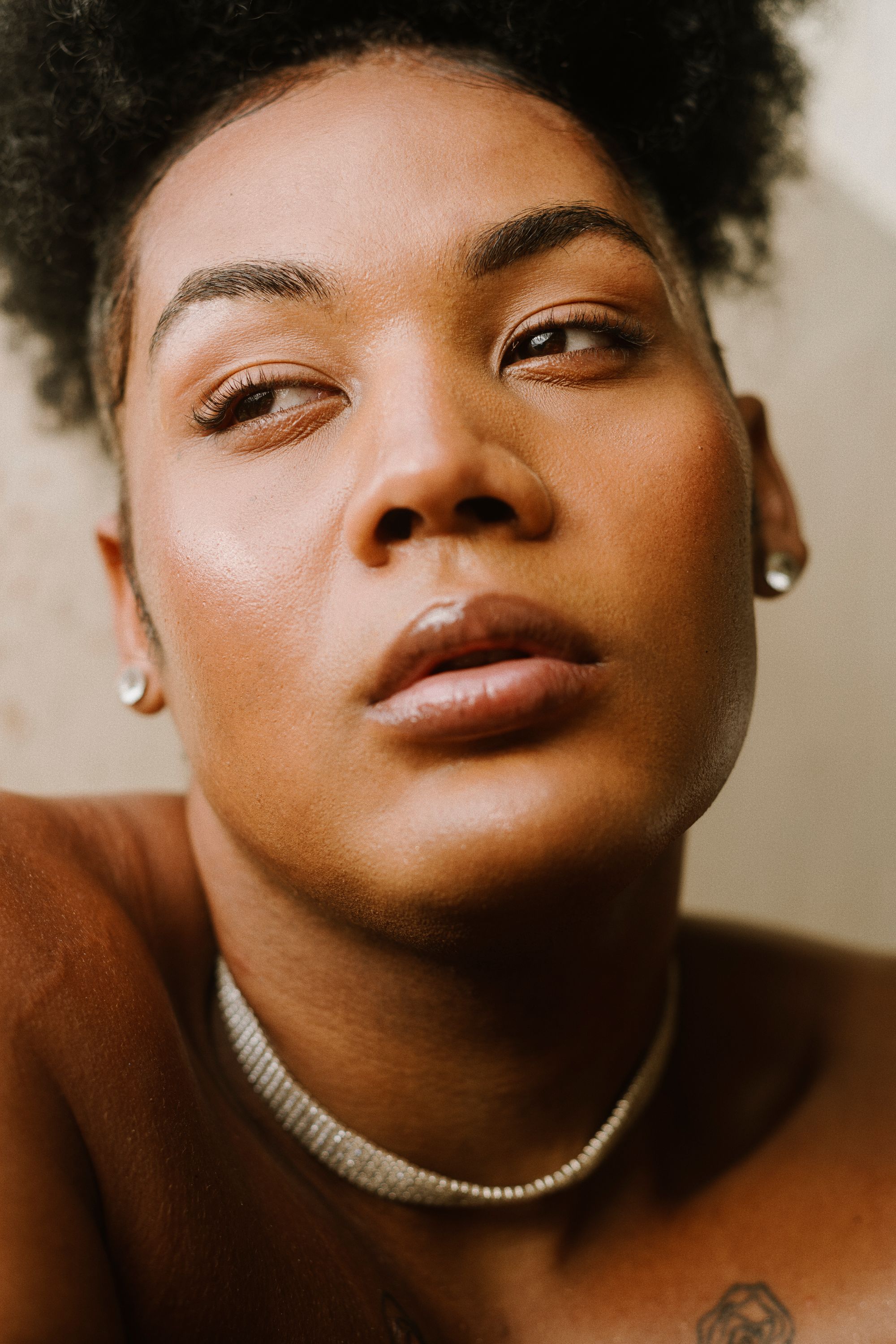 Brazilian trans woman posing The Girls Book issue 02 (photography by Rodrigo Oliveira)