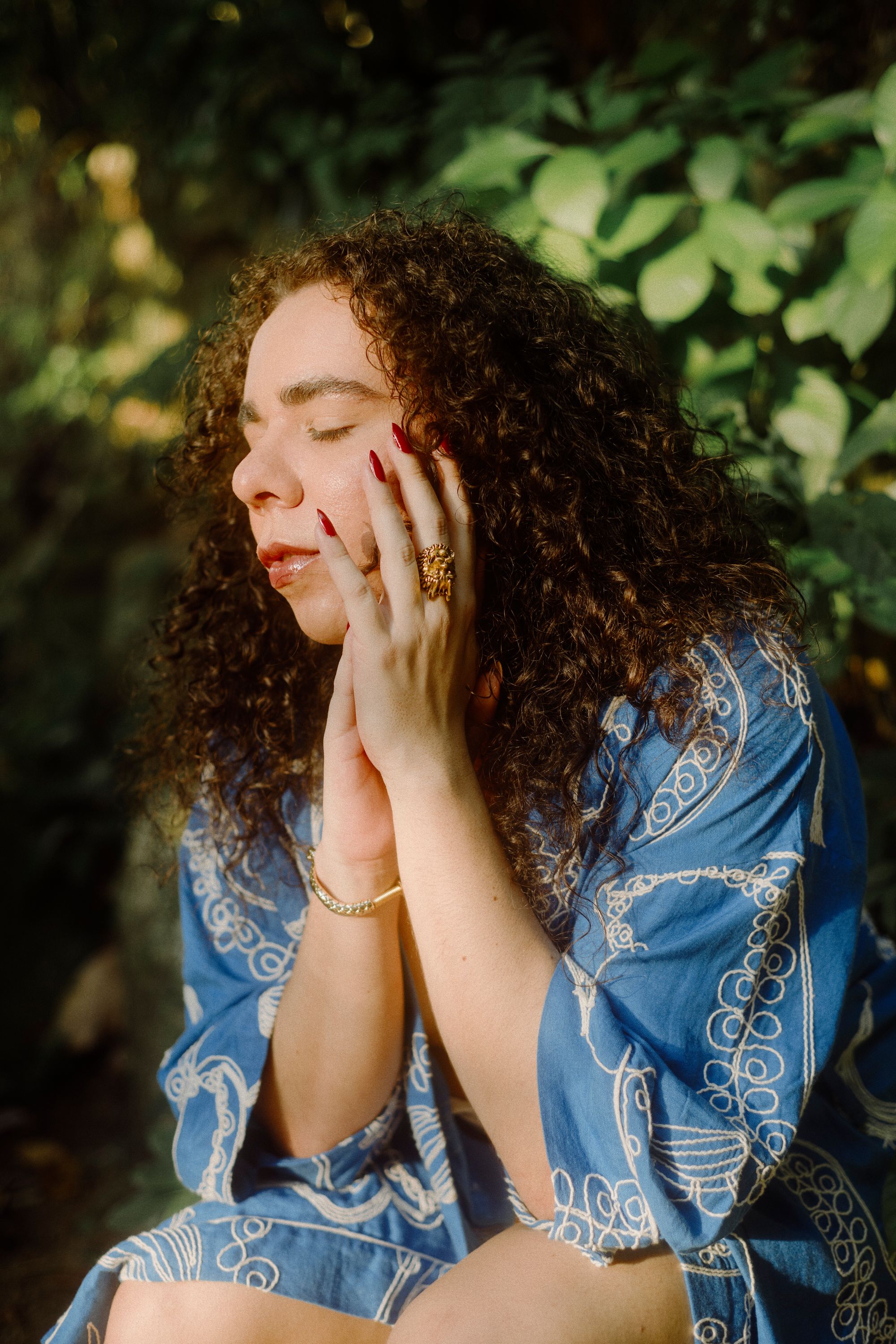 Galba: "Nem tudo é sofrimento, nossa senhora, estou cansada de sofrer." // "Not everything is suffering, my god, I'm tired of suffering."